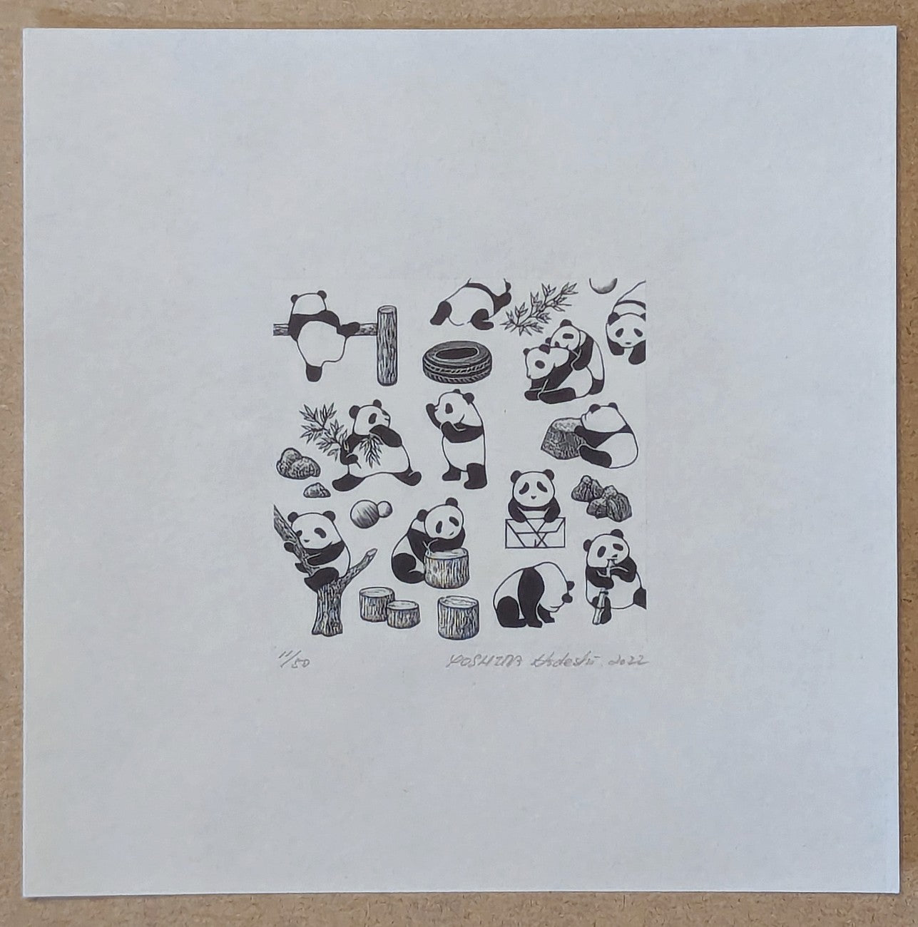 Hideshi Yoshida - パンダまみれ (Pandas Everywhere!)