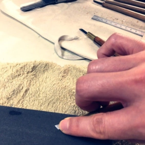 Hideshi Yoshida - 我、微動だにせず (I will remain completely still...)